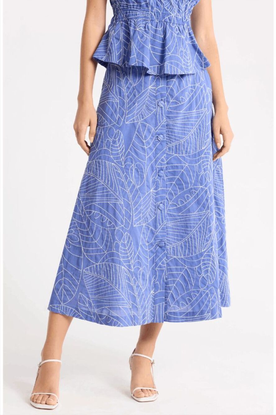 Skies are Blue Embroidered A Line Maxi Skirt L
